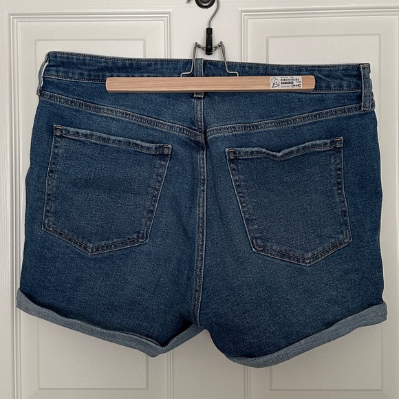 Old Navy OG Straight Shorts - Picture 4 of 5